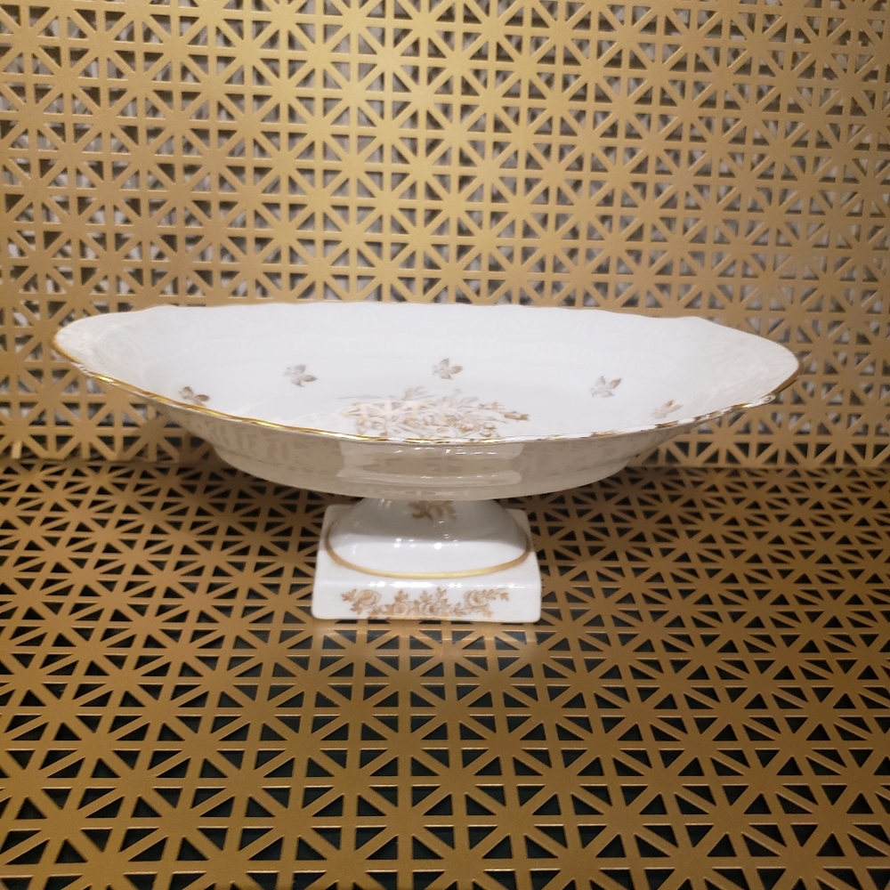 VINTAGE ROYAL LIMOGES PEDESTAL DISH